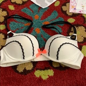New Victoria’s Secret Sexy Little Things Push-up